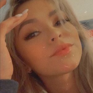 Meet your Posher, Carol